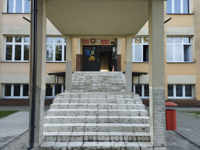 MODERNIZACJA BUDYNKU SZKOŁY W PAWŁOSIOWIE RUSZYŁA