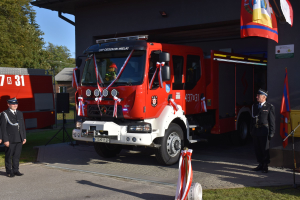 Dostawa średniego samochodu ratowniczo – gaśniczego z napędem 4×4 dla OSP Cieszacin Wielki